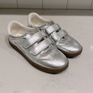 Women's Sam Edelman silver Talia Velcro sneaker, size 8, EU 38.5.
